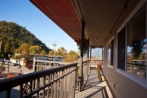 The Classic Horseshoe Bay Motel Західний Ванкувер Екстер'єр фото